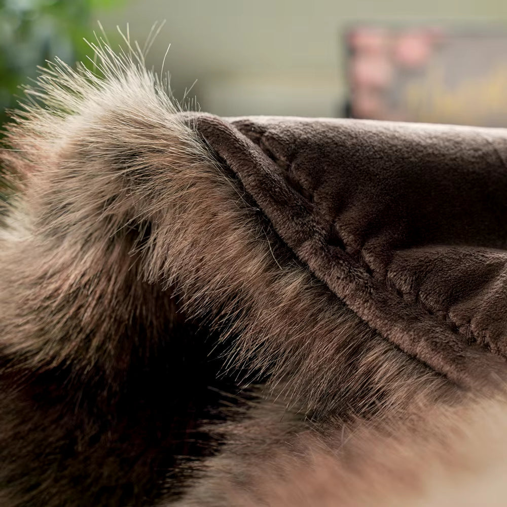 Luxurious Plaid Faux Fur Blanket - Elevate Your Home Decor with Ultimate Comfort