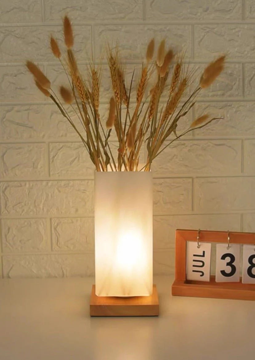 Dimmable Flower Vase 