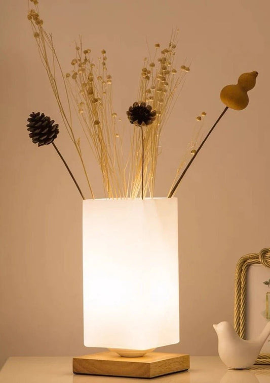Dimmable Flower Vase 